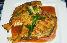 茄汁鯧魚(yú)